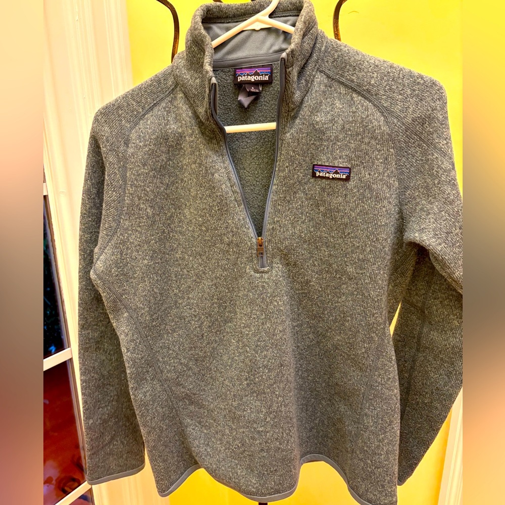 Patagonia 1/4 zip pullover sweater. Greenish/teal
